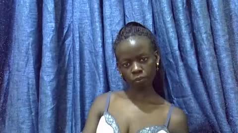 Snapshot of ebonydol2 chatting on 03.06.25 ebonydol2 online show from 03.06.25