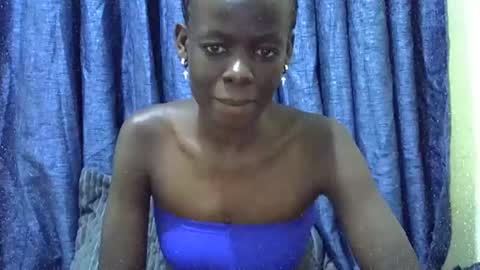 Snapshot of ebonydol2 chatting on 03.09.25 ebonydol2 online show from 03.09.25