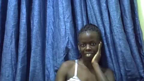 Snapshot of ebonydol2 chatting on 03.10.25 ebonydol2 online show from 03.10.25