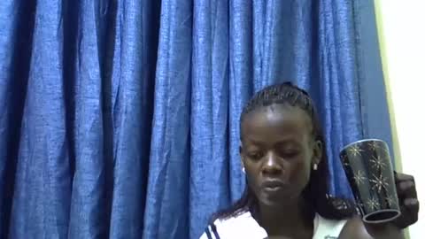 Snapshot of ebonydol2 chatting on 03.11.25 ebonydol2 online show from 03.11.25