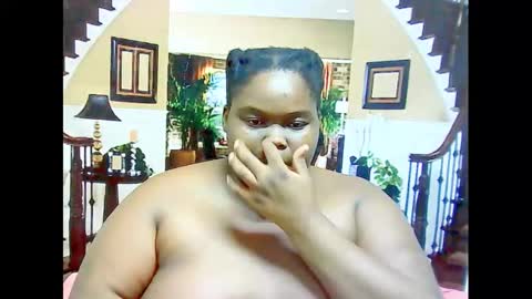 ebonyhotbuns4u2luv online show from 02.20.25