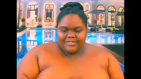 ebonyhotbuns4u2luv online show from 12.19.25