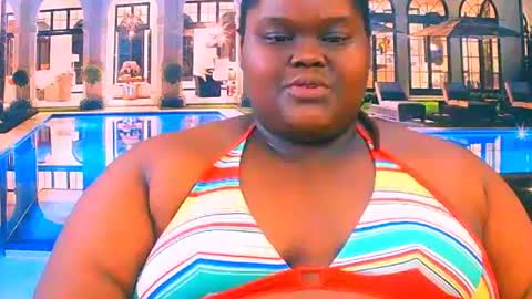 Snapshot of ebonyhotbuns4u2luv chatting on 06.13.26 ebonyhotbuns4u2luv online show from 06.13.26