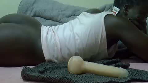 ebonyliliana online show from 01.25.25