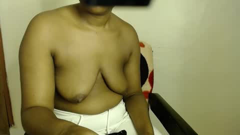 ebonylolo online show from 12.30.24