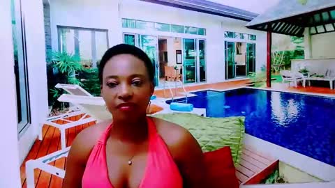 Snapshot of ebonyseductionz chatting on 01.18.25 Zammy online show from 01.18.25