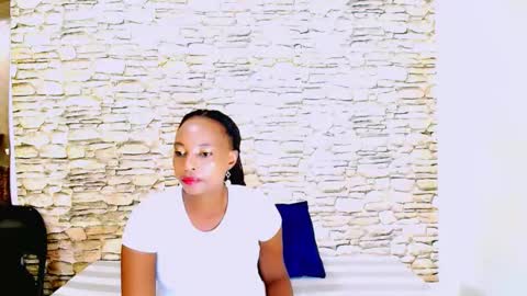 Snapshot of ebonyseductionz chatting on 02.26.25 Zammy online show from 02.26.25