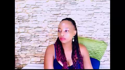 Snapshot of ebonyseductionz chatting on 02.28.25 Zammy online show from 02.28.25