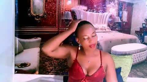 Snapshot of ebonyseductionz chatting on 03.07.25 Zammy online show from 03.07.25