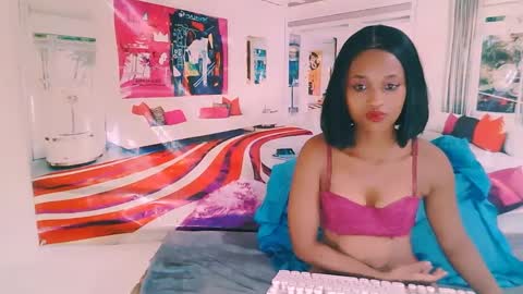 Snapshot of ebonystarlite1 chatting on 02.15.25 Candy online show from 02.15.25