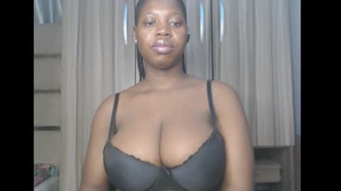 Snapshot of ebonyx_dripqueen chatting on 02.25.26 Loveth online show from 02.25.26