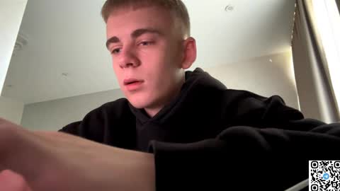 Snapshot of echowraith chatting on 09.27.25 echowraith online show from 09.27.25