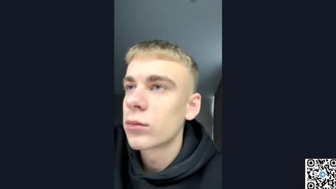 Snapshot of echowraith chatting on 10.04.25 echowraith online show from 10.04.25