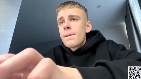 Snapshot of echowraith chatting on 10.21.25 echowraith online show from 10.21.25