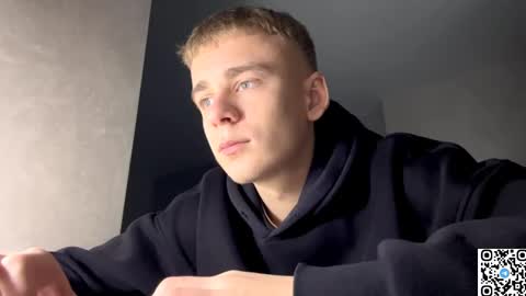 Snapshot of echowraith chatting on 10.30.25 echowraith online show from 10.30.25