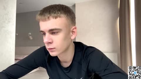 Snapshot of echowraith chatting on 11.05.25 echowraith online show from 11.05.25