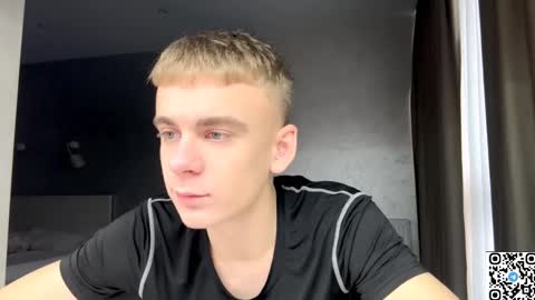 Snapshot of echowraith chatting on 11.08.25 echowraith online show from 11.08.25