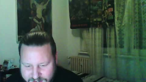 Snapshot of eda666 chatting on 12.21.24 Edward online show from 12.21.24