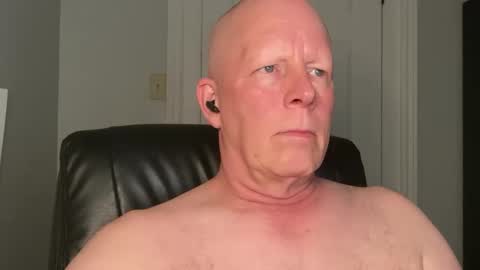 Snapshot of eddygl1968 chatting on 10.14.25 Eddy online show from 10.14.25