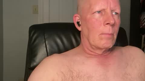 Snapshot of eddygl1968 chatting on 11.14.25 Eddy online show from 11.14.25