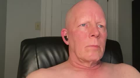 Snapshot of eddygl1968 chatting on 11.17.25 Eddy online show from 11.17.25