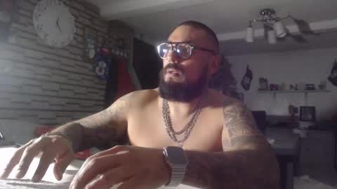 edgarram83 online show from 11.21.25