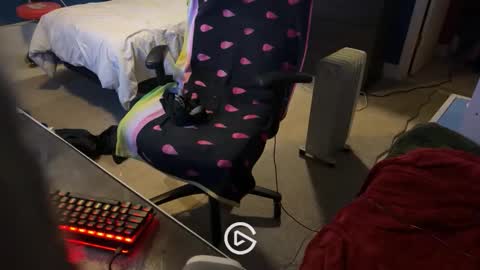 Snapshot of edgemeallnight chatting on 02.04.26 edgemeallnight online show from 02.04.26