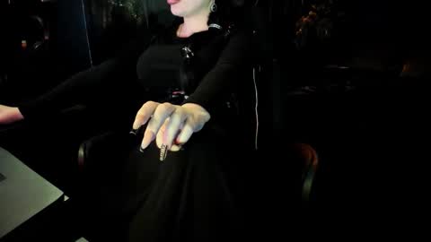 Snapshot of edgequeen69 chatting on 10.26.25 EdgeQueen69 online show from 10.26.25