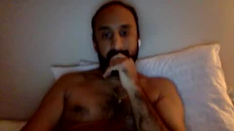 Snapshot of edgeuk1 chatting on 11.20.25 edgeuk1 online show from 11.20.25