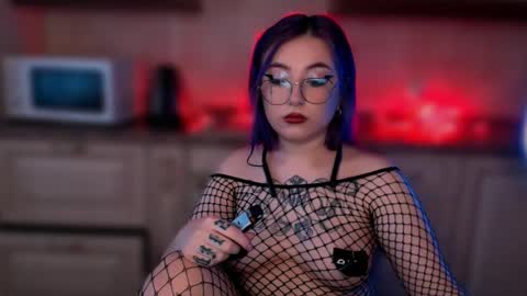 Snapshot of ediefris chatting on 02.16.25 fickle demon made of clumps of matter online show from 02.16.25