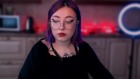 Snapshot of ediefris chatting on 02.27.25 fickle demon made of clumps of matter online show from 02.27.25