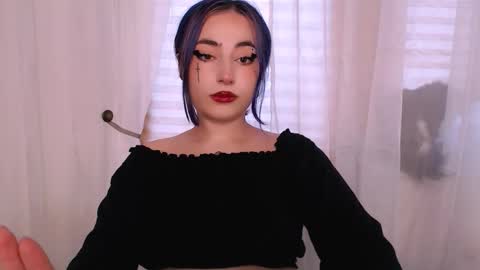 Snapshot of ediefris chatting on 09.25.25 fickle demon made of clumps of matter online show from 09.25.25