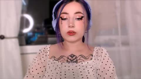 Snapshot of ediefris chatting on 10.15.25 fickle demon made of clumps of matter online show from 10.15.25