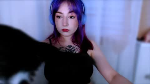 Snapshot of ediefris chatting on 07.12.26 fickle demon made of clumps of matter online show from 07.12.26