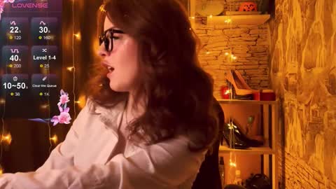 Snapshot of edithafarro chatting on 10.12.25 Friendly neighbourhoud redhead online show from 10.12.25