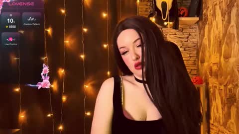 Snapshot of edithafarro chatting on 10.28.25 Friendly neighbourhoud redhead online show from 10.28.25