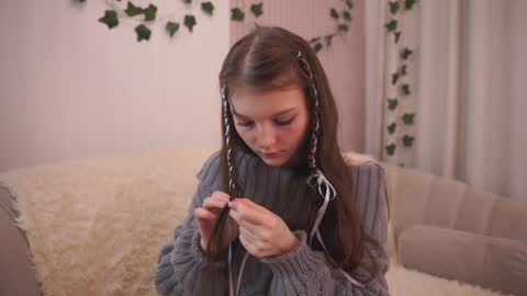 Lisa  online show from 01.12.25