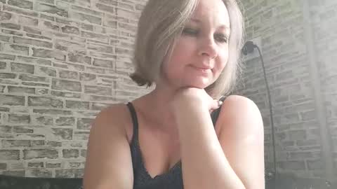 edithmanning online show from 02.23.25