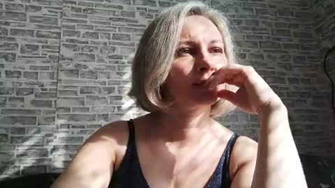 edithmanning online show from 02.26.25
