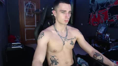 Snapshot of eduard_loveee chatting on 11.15.25 Eduar online show from 11.15.25