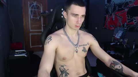 Snapshot of eduard_loveee chatting on 11.20.25 Eduar online show from 11.20.25