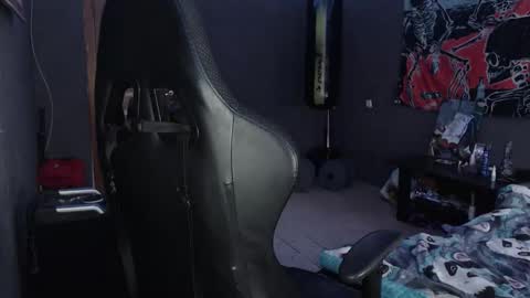 Snapshot of eduard_loveee chatting on 11.24.25 Eduar online show from 11.24.25