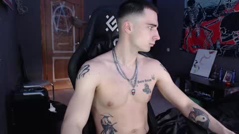 Snapshot of eduard_loveee chatting on 02.18.26 Eduar online show from 02.18.26