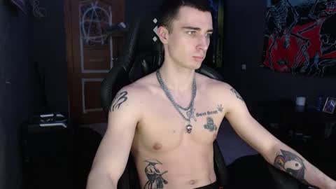 Snapshot of eduard_loveee chatting on 03.10.26 Eduar online show from 03.10.26