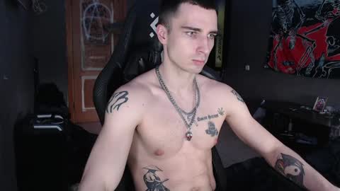 Snapshot of eduard_loveee chatting on 04.23.26 Eduar online show from 04.23.26