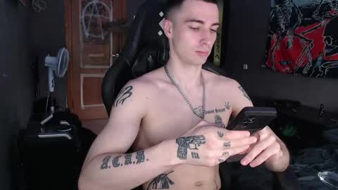 Snapshot of eduard_loveee chatting on 05.22.26 Eduar online show from 05.22.26