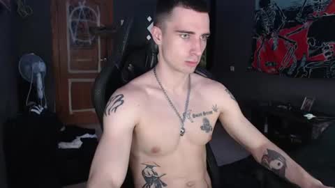 Snapshot of eduard_loveee chatting on 06.18.26 Eduar online show from 06.18.26
