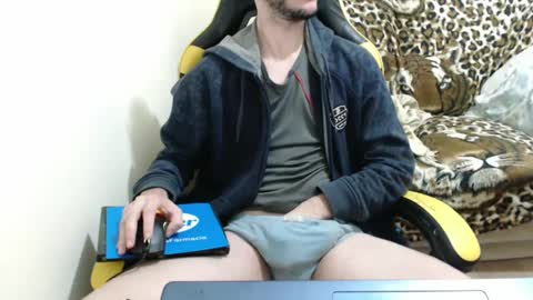 Snapshot of eduardobrain7 chatting on 09.26.25 eduardobrain7 online show from 09.26.25