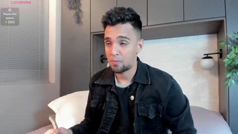 Eduardo online show from 01.23.25