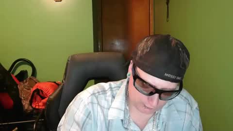 edwardaims_2please online show from 04.01.26